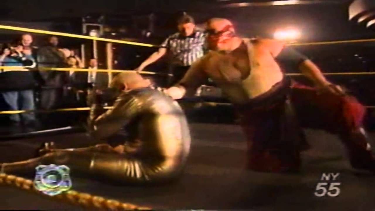 Goldust vs. The Sultan