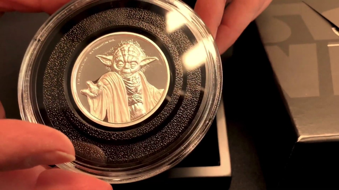 Star Wars Yoda&trade; Ultra High Relief 2oz Silver Coin