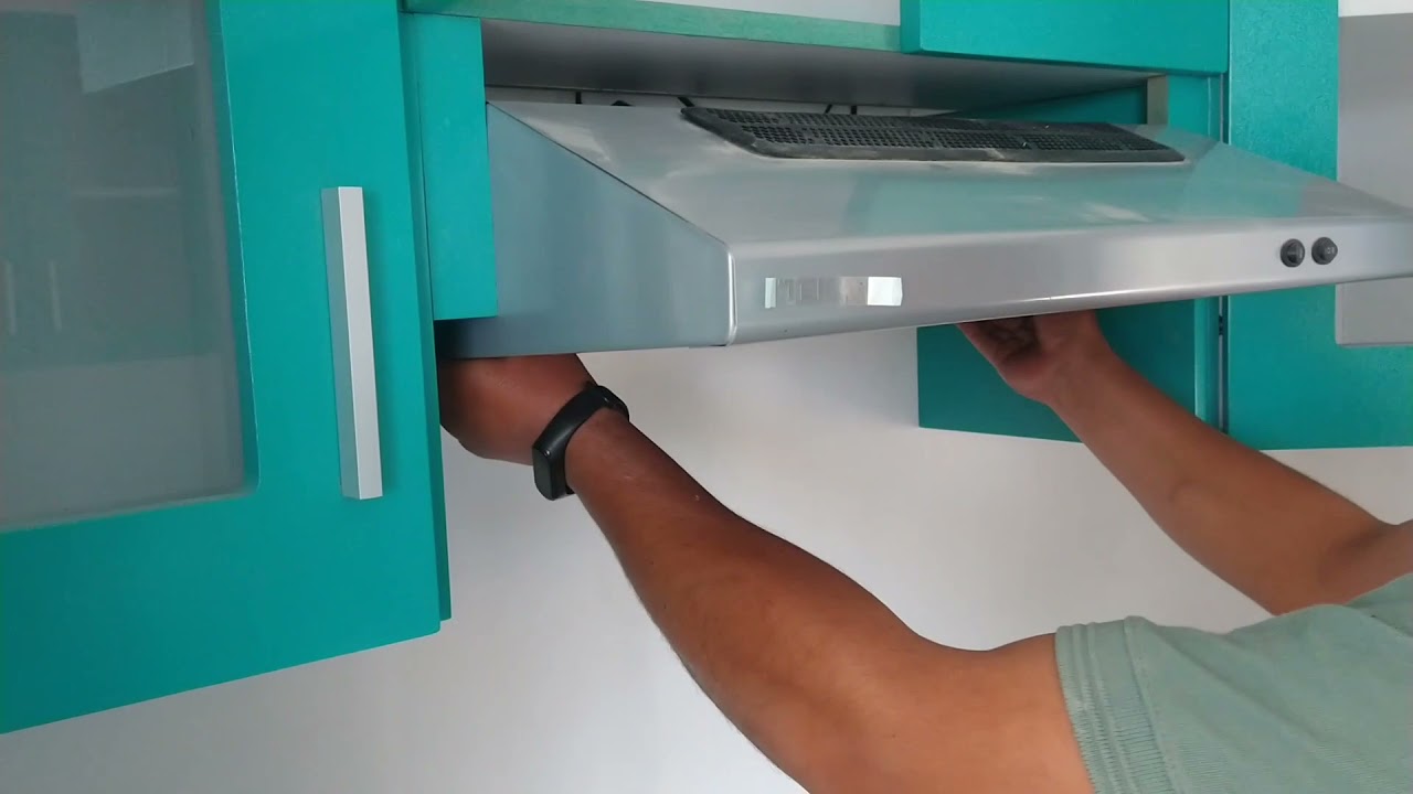 Instalación de una campana para cosina.