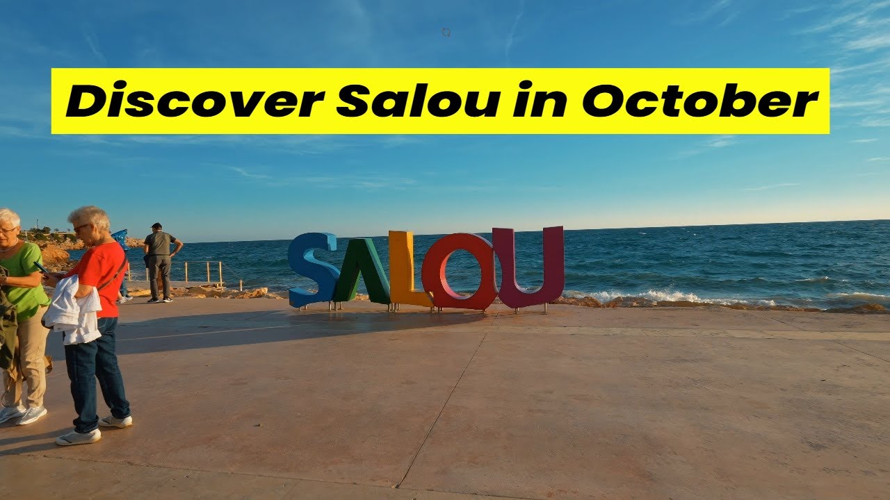Salou in October 🍂 | Walking Tour 4K