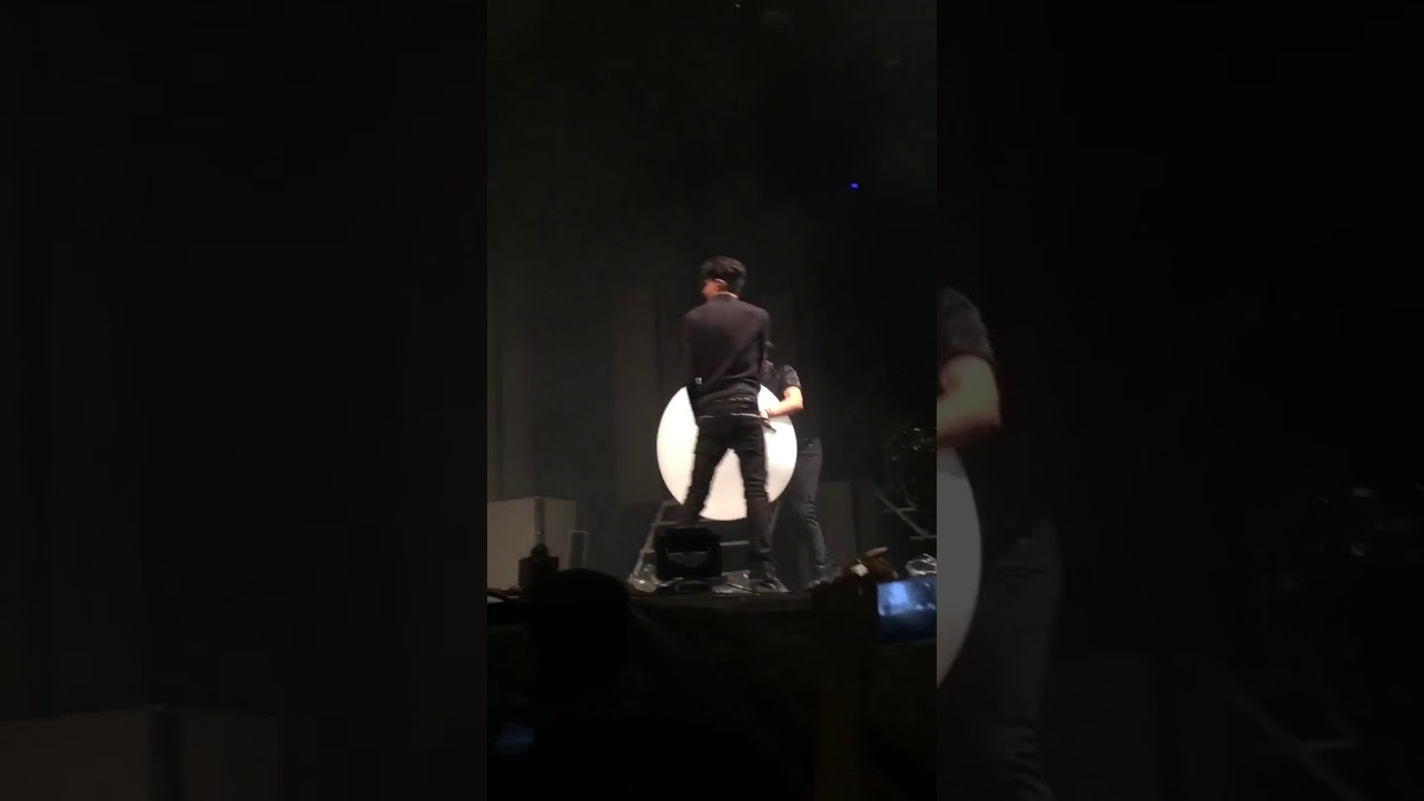 Joel y Zabdi peg&aacute;ndose en el hipodromo 😱💟