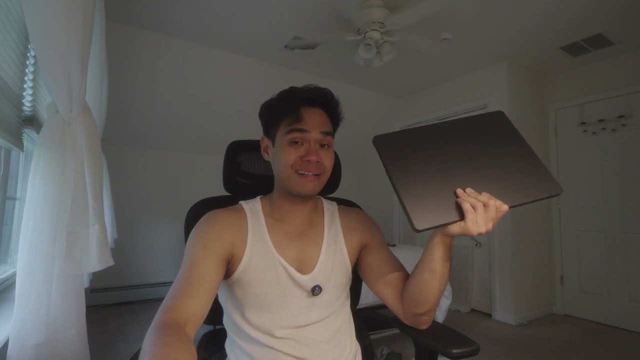 BlueSwan Vs Satechi MacBook case (Opinion)