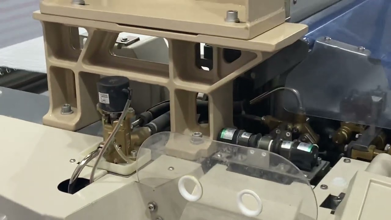 Water jet Loom . Tsudakoma