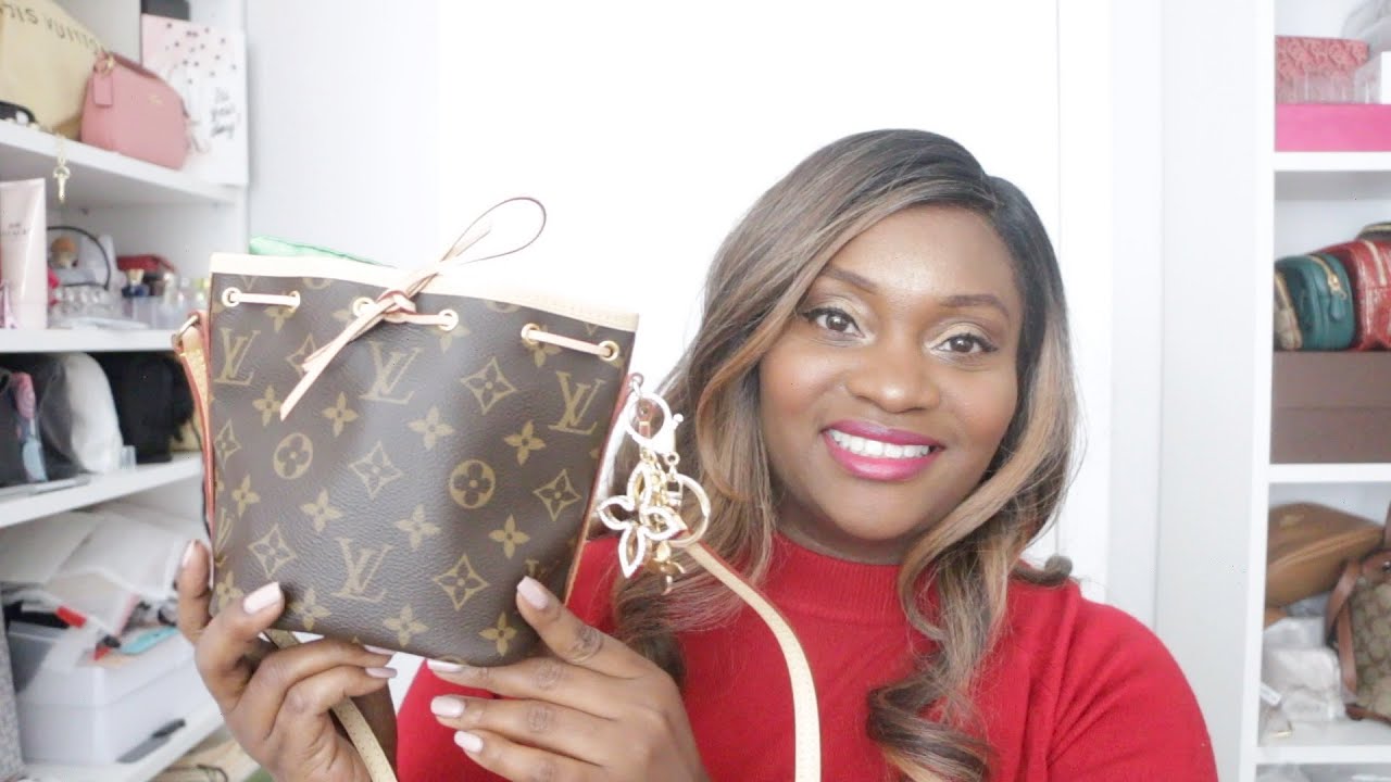 What&rsquo;s In My Louis Vuitton Nano Noe!