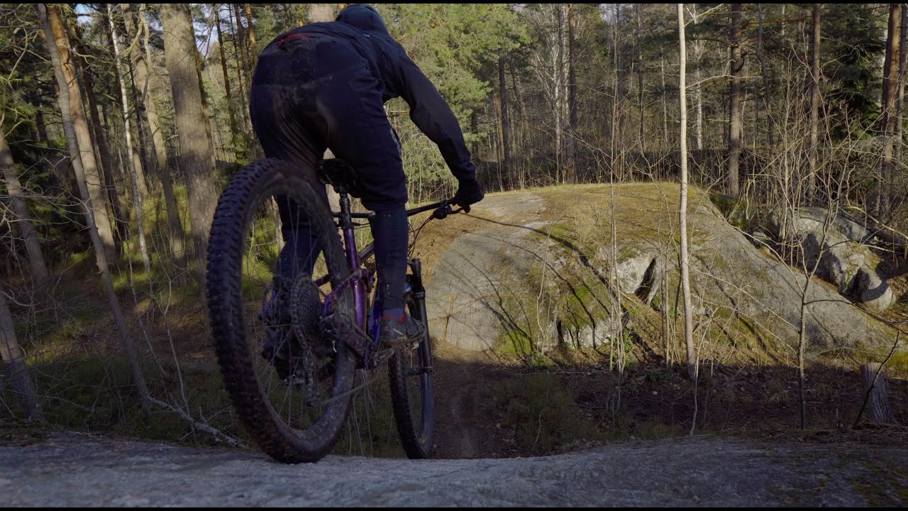 Technical descent, rock slab and a funny fail |  Mountain biking in Finland