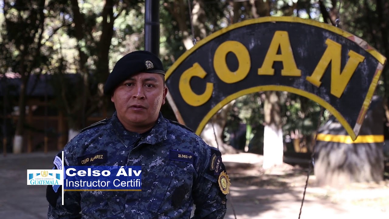 Escuela Centroamericana de Entrenamiento Canino