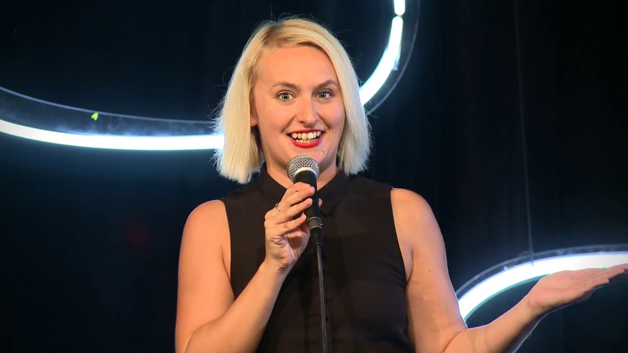 Můj vztah je jako mobilní telefon! - Lucie Macháčková | ČILICHILI STAND-UP