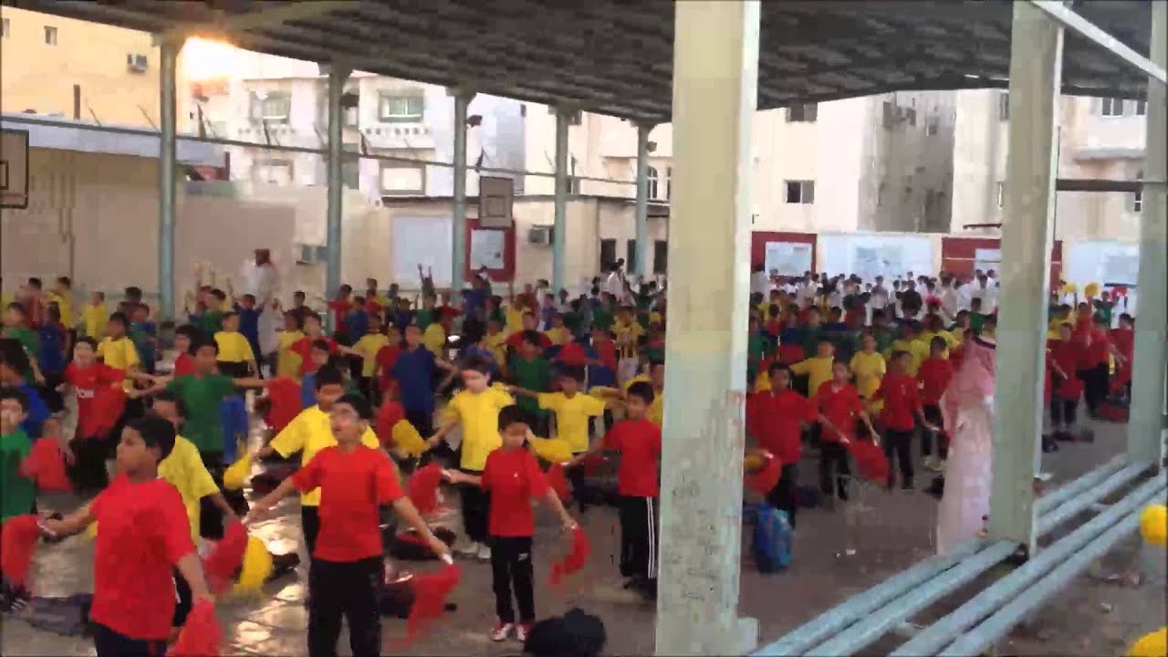 طابور الصباح بمدرسة عمير بن وهب الابتدائية 28 1 1434