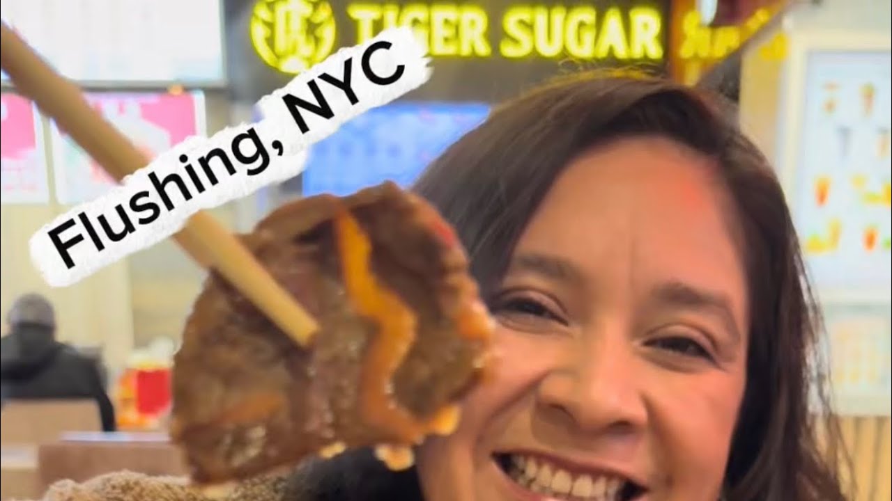 Eating at the New World Mall Food Court – Flushing, NYC