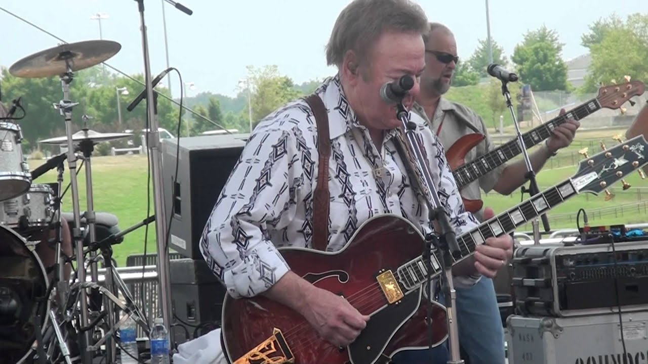 Roy Clark - What A Wonderful World