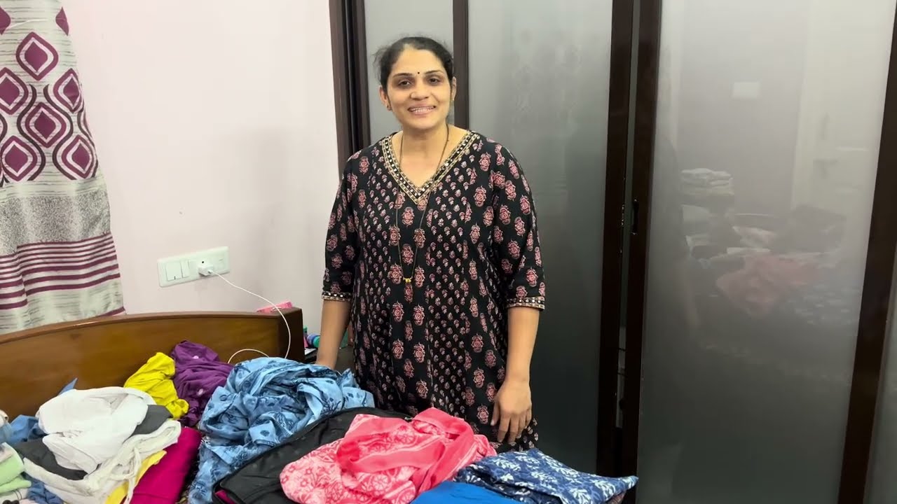 ಎಲ್ಲಿಗೆ ಹೋಗೋಕೆ ಬ್ಯಾಗ್ ಪ್ಯಾಕ್ ಮಾಡತ್ತಿದ್ದಿನಿ/ಬೇಜಾರ ಆದರೂ ಏನ ಮಾಡೋದು/ಅವರೆಕಾಳ ಗ್ರೇವಿ/ಆರುಷಿ ಡಾನ್ಸ/
