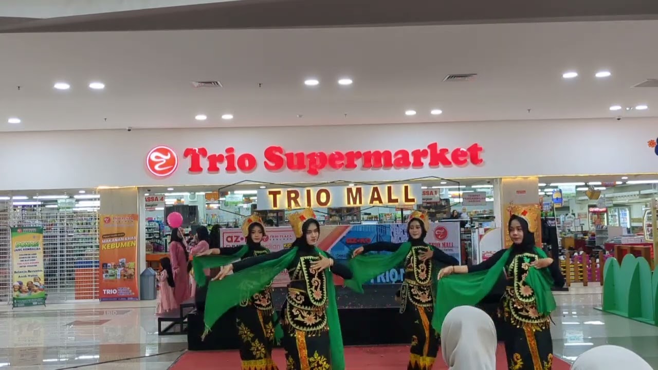 Gandrung Silfi cs DNC