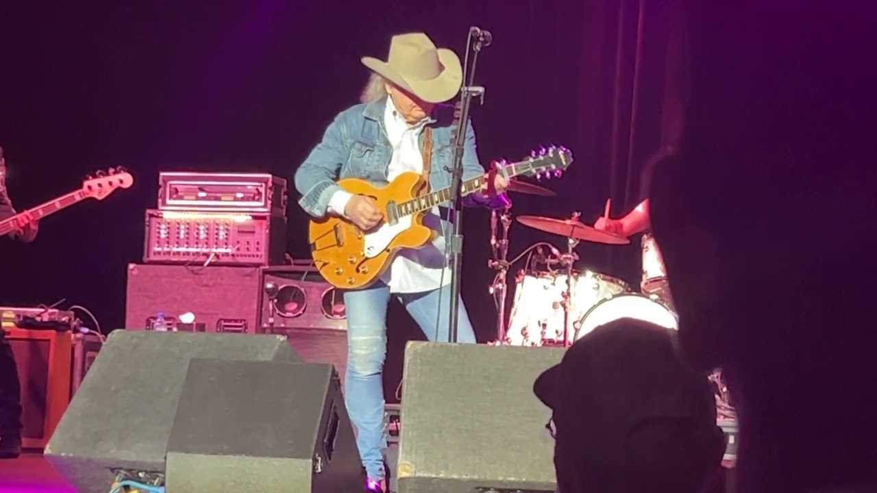Dwight Yoakam - Keep On The Sunny Side - Township Auditorium - Columbia, SC - 2/24/24