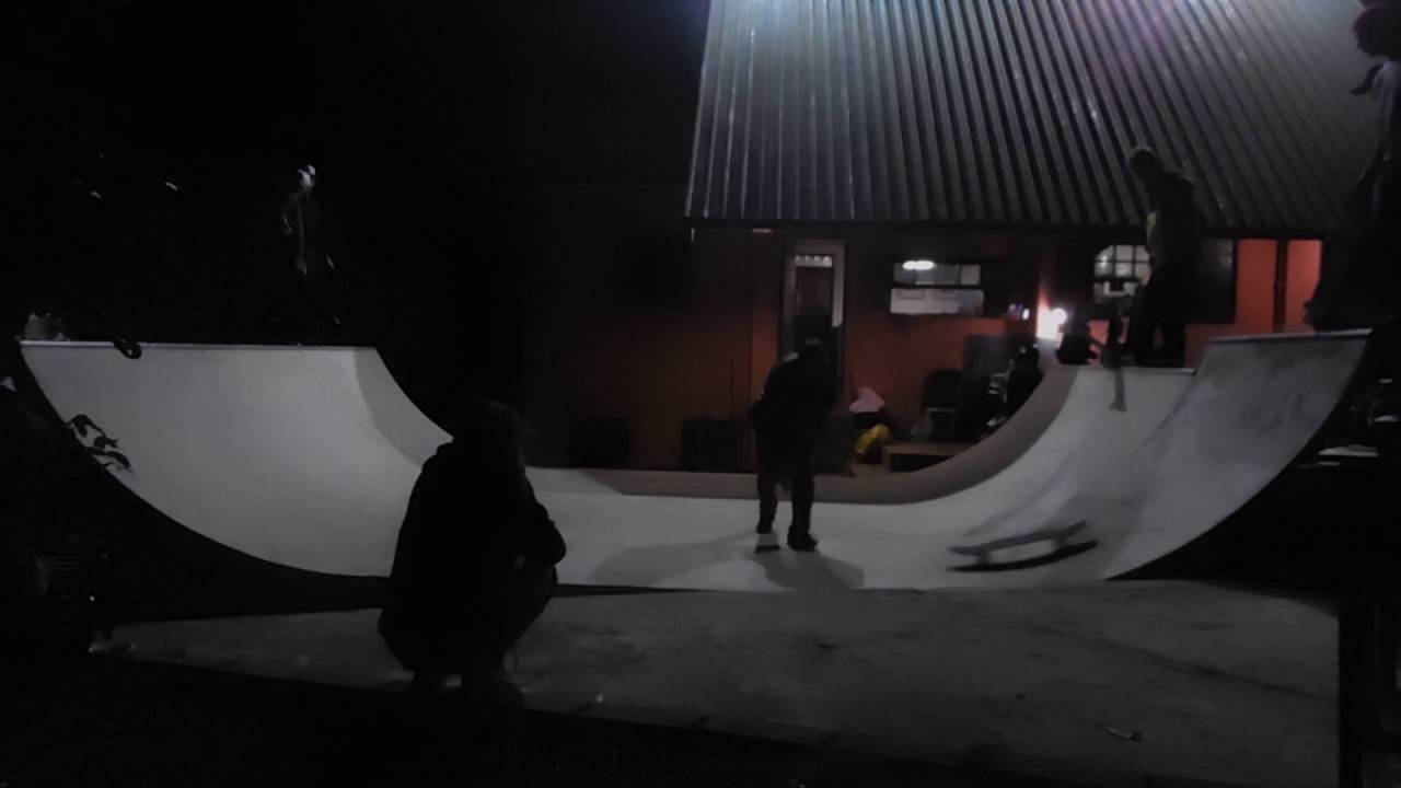 Squadafum Skate Session | APRESENTA - Dj TRUSTY