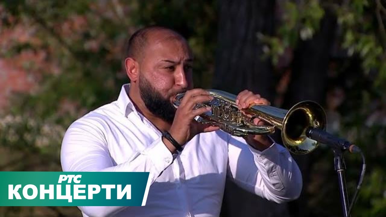 61.Dragačevski sabor trubača u Guči 2022 / Nastup trubačkog orkestra Kristijana Azirovića, Bojnik