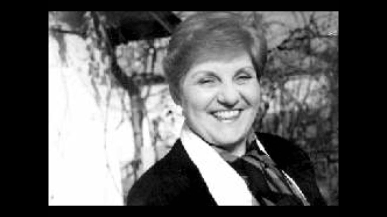 ZAHARINKA MILSOVALJEVIK - Niz Dvori Se Seta Moma Katerina