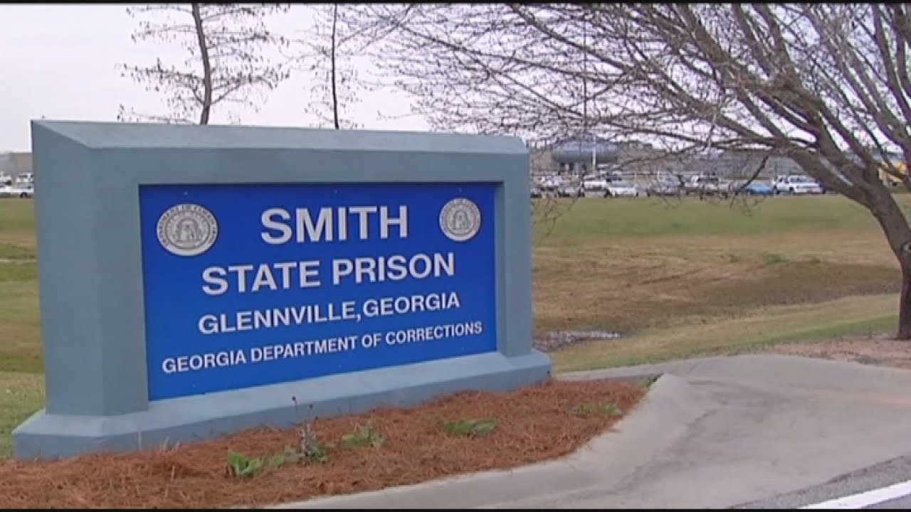 Inside Smith State Prison