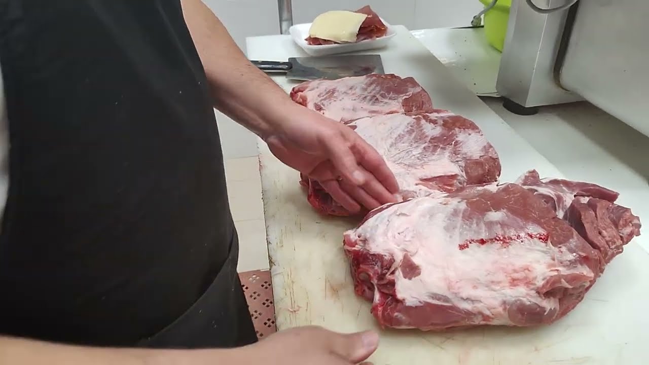 chuletas de aguja de cerdo o bondiola con hueso