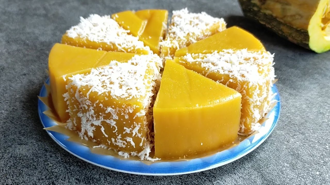 Steamed Pumpkin with Coconut is Made into Delicious and Healthy Dessert! Pumpkin Coconut Kuih