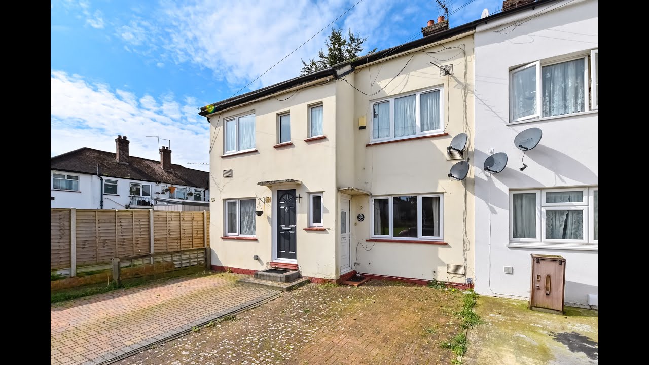 For Sale - 2 Bedroom Flat, Harlington, Hayes - Redwoods Estate Agents - Property Video Tour