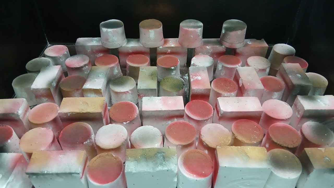 ASMR baking soda crushing #oddlysatisfying #relaxing #explore 