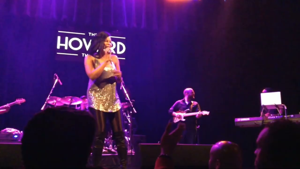 Dawn Robinson (formerly of En Vogue) Hold On