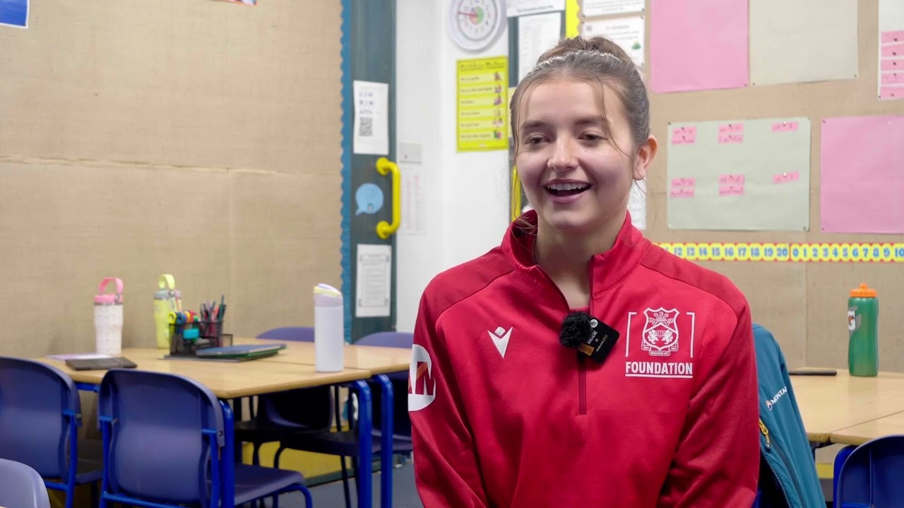 Chloe Ankers - Achieve More Training Wrexham AFC PE and School Sport Apprentice Scheme