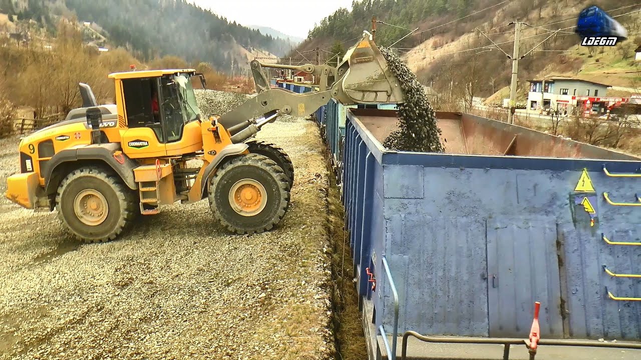 Incărcare Tren Grup Feroviar Român cu Piatră în Gara Măgura Ilvei - 24 Martie 2025