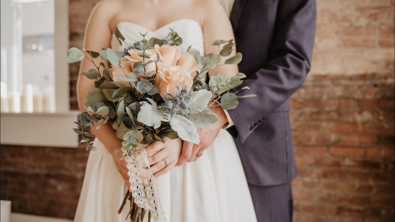 kpop songs that i would play on my wedding⋆｡ﾟ☁︎｡⋆｡ ﾟ☾ ﾟ｡⋆