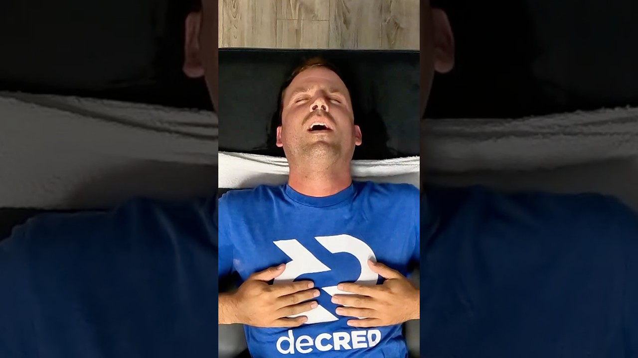 Scoliosis Back Cracking Relief with Ring Dinger®