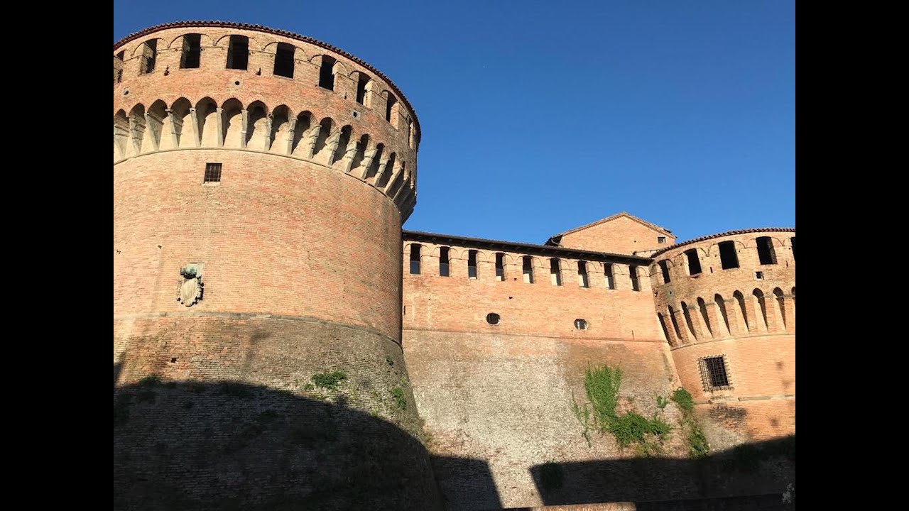 Passeggiata a Dozza