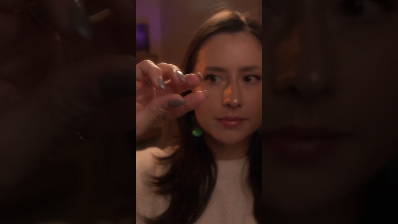 Focus on the Hand Movements&hellip; and Relax 😴 ASMR #asmrvideo #relaxing #asmrsounds