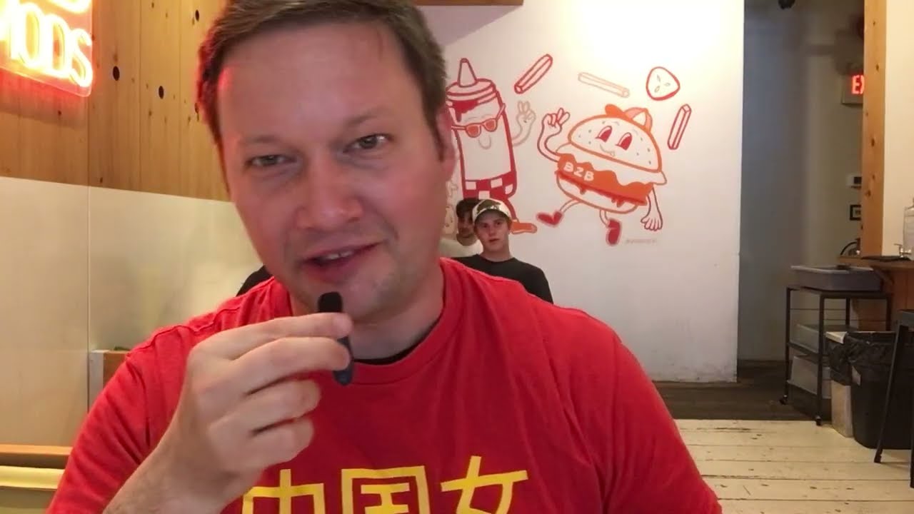 Episode 1: Searching for the Best  Hamburger in Vancouver at Between 2 Buns. #vancouver #chinesefood