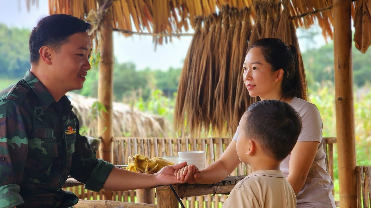 Good policeman completes mission and returns home happily with single mother/@mm10090