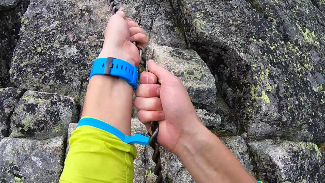 V&yacute;stup na Lomnick&yacute; &scaron;t&iacute;t z Lomnick&eacute;ho sedla