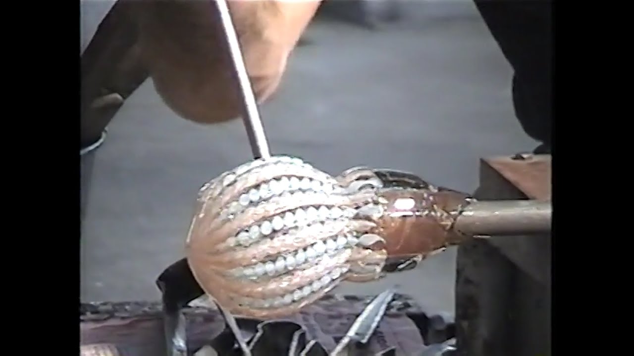 Making Lace Glass Bowl - Demonstration by Andrea Zilio – レースガラスの大鉢 制作デモ by アンドレア・ジィリオ氏