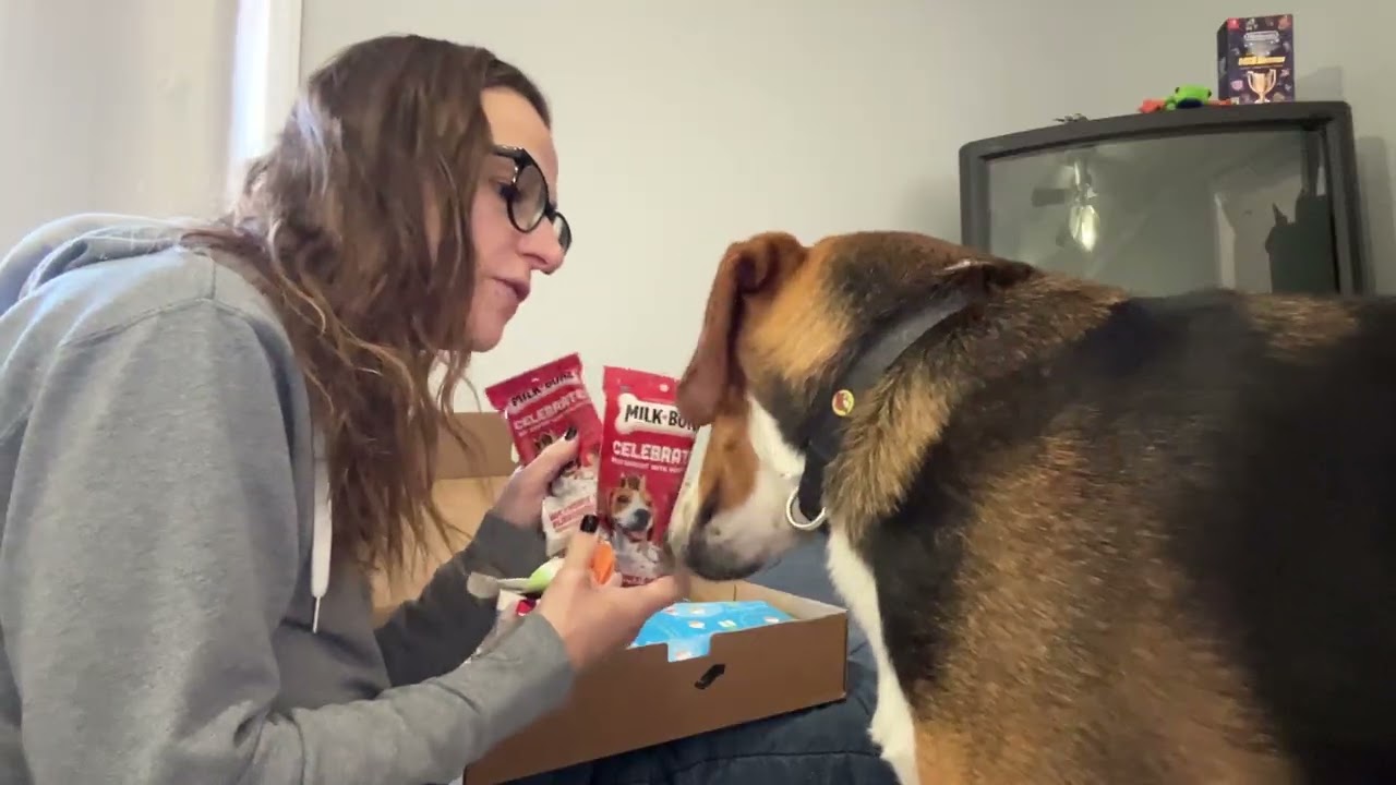 Miss Dawn sent a birthday card package!!!