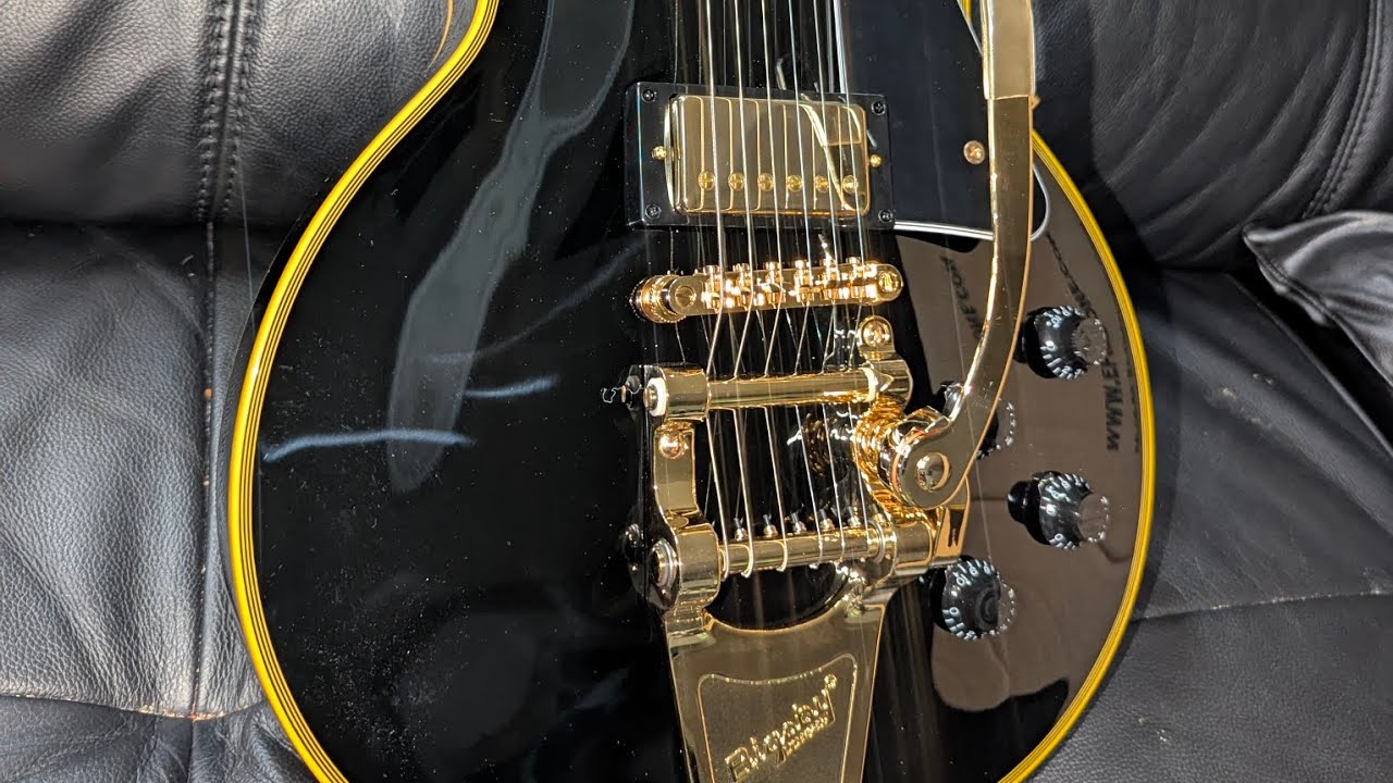 Epiphone Joe Bonamassa 1959 Les Paul Custom With Bigsby Unboxing
