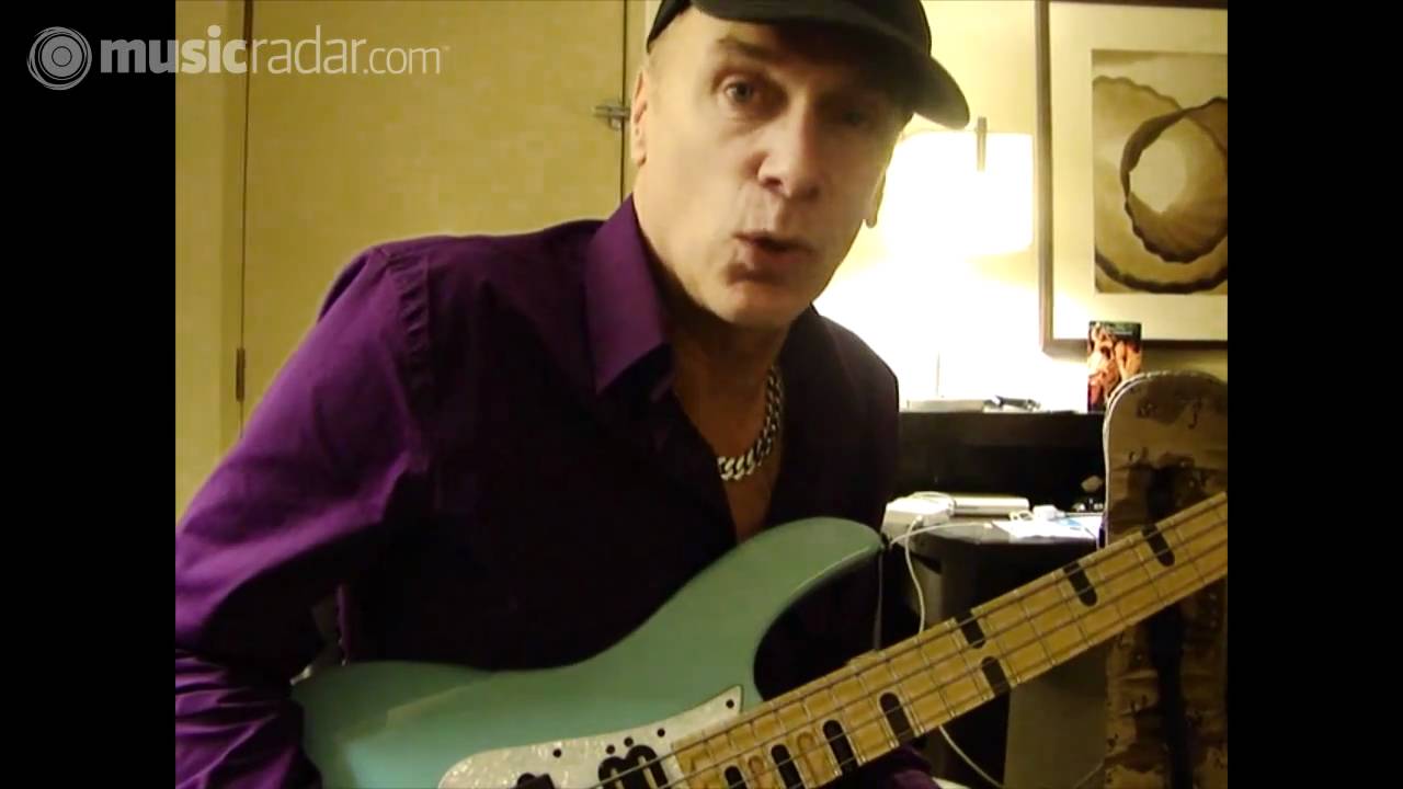 Billy Sheehan on his Yamaha Attitude Limited 3 bass