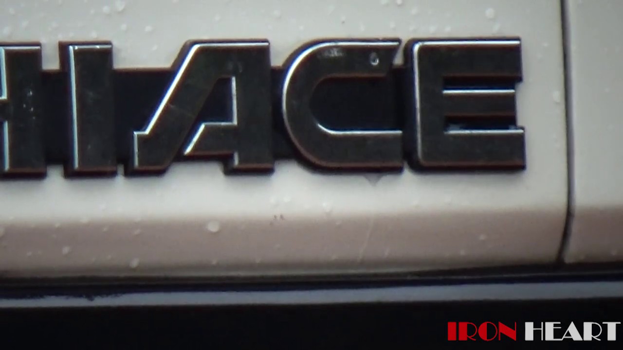 TOYOTA HIACE LH 61 (DX modle) 1989