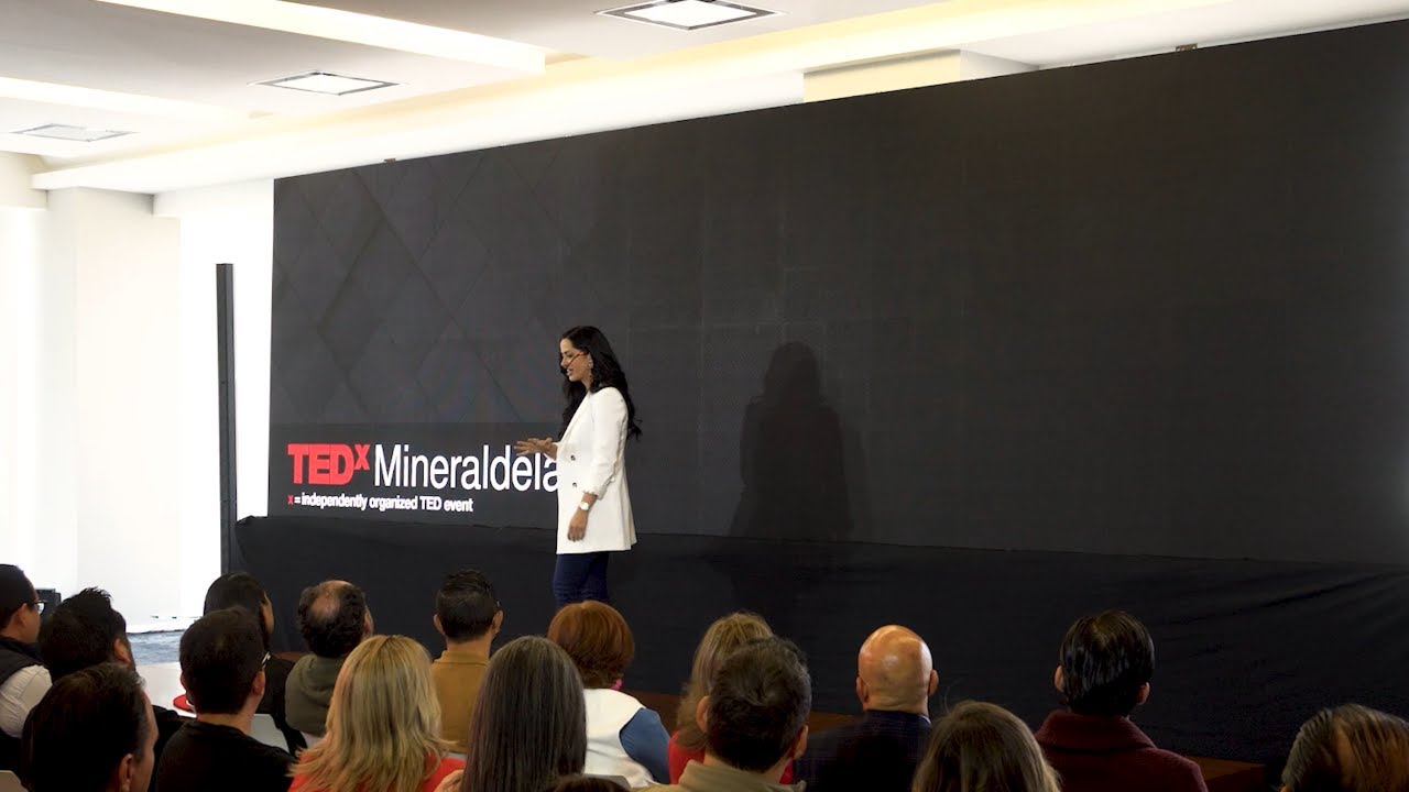 Credibilidad de todos los d&iacute;as | Paulina Sodi | TEDxMineraldelaluz