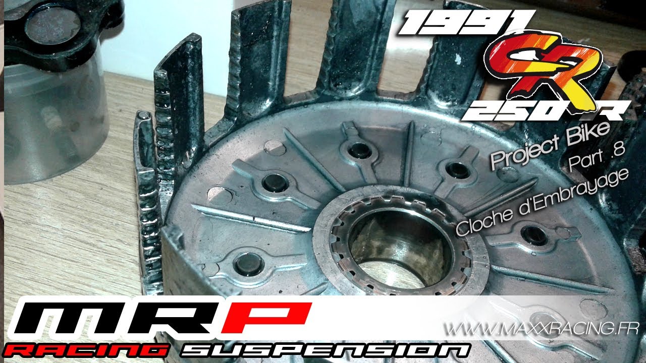 1991 Honda CR250R Project Bike restauration Part 8 // Remplacement cloche d'embrayage Hinson