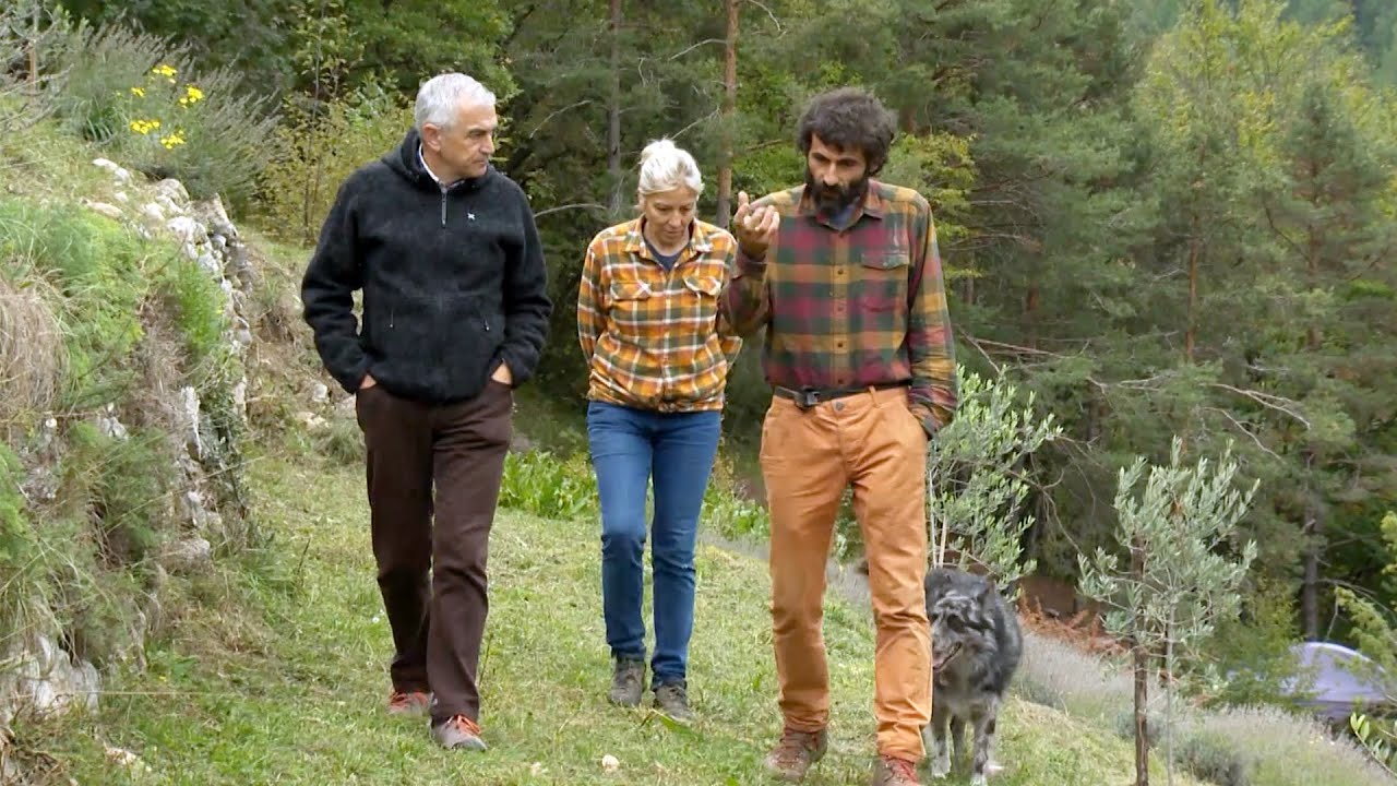 VALLARSA: STORIA DI FABRIZIO, CRISTINA E DELLE 98 TERRAZZE.