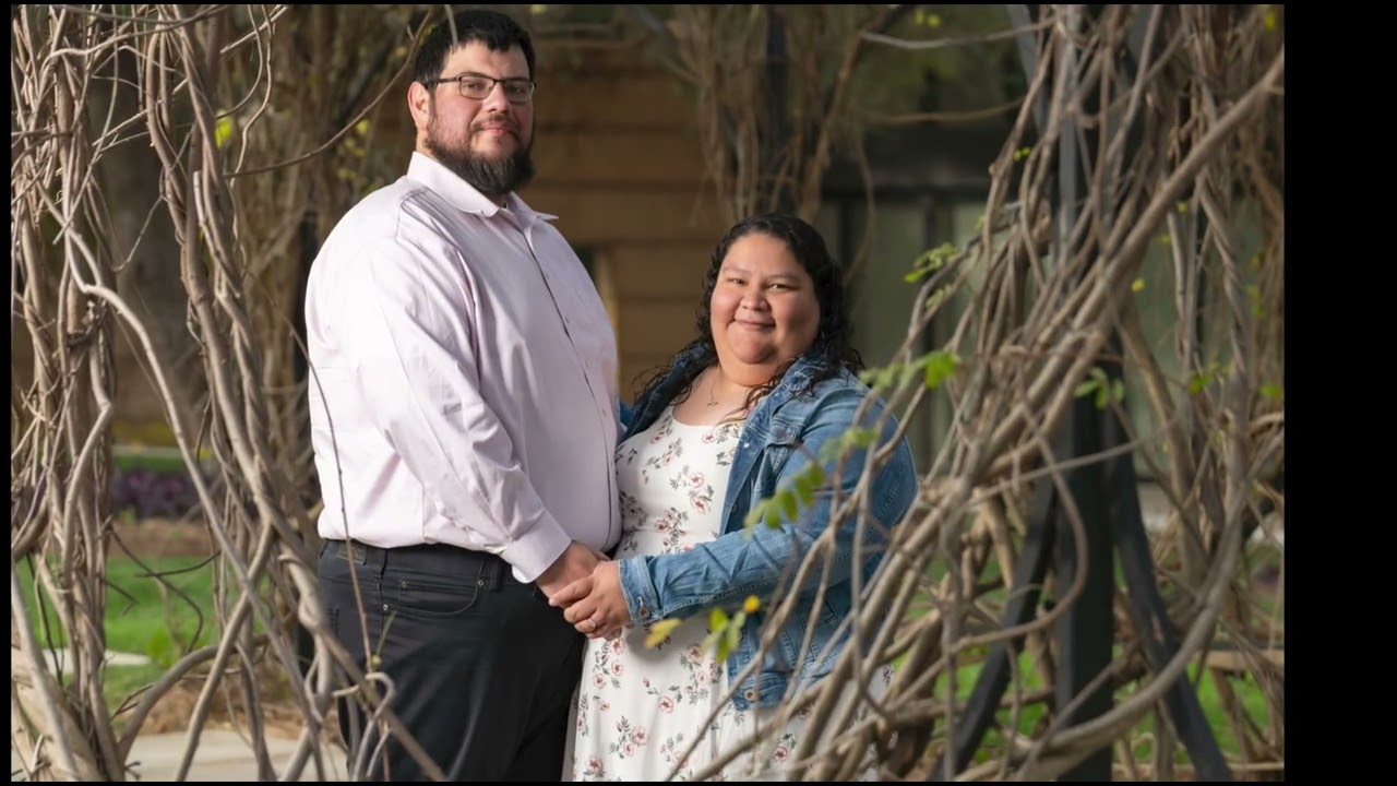 Kiana's Engagement | The Botanical Gardens