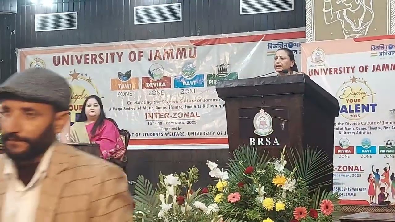 Продемонстрируйте свои таланты на мероприятии, посвященном межкультурным отношениям, организованн...