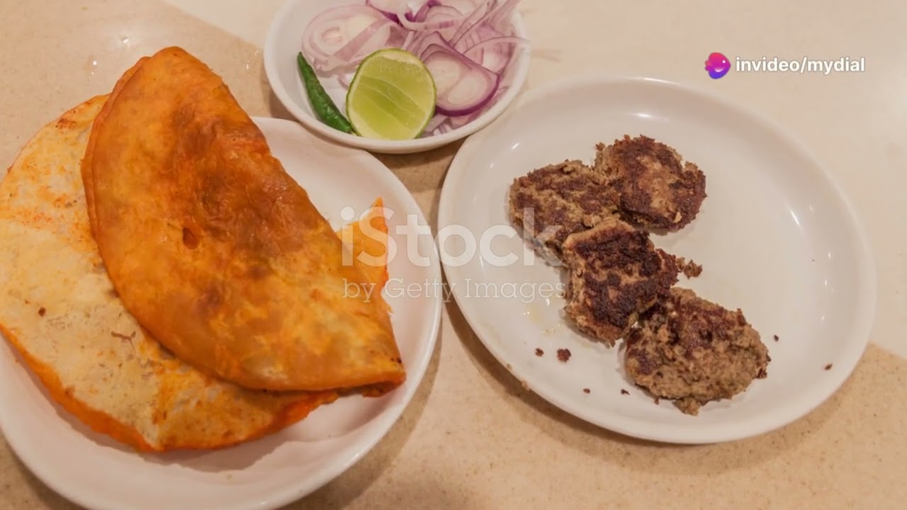 Discover the architectural marvel of Bara Imambara in Lucknow, India! Join us on a captivating