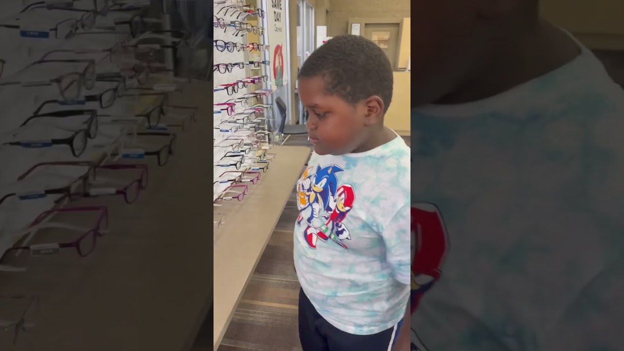 Come choose kids glasses 👓 with us! #blackfamilyvloggers #glassesforkids #independence