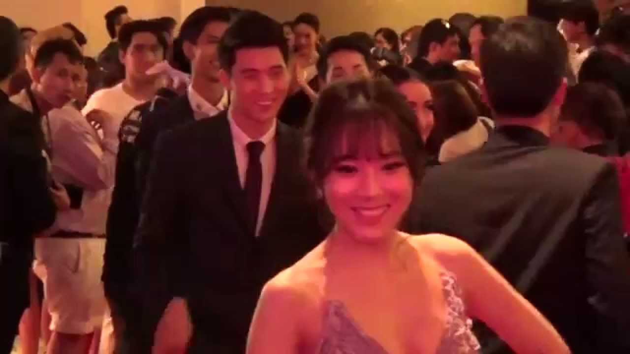 20150909 ซิงค์ - กัน อรรถพันธ์ เดินพรมแดงงานมายาอวอร์ด2015 @ โรงละครอักษรา King Power