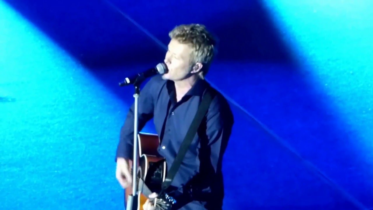 A-Ha - Lifelines - Magne on lead vocals, live @ the O2 Arena, London, 26/3/2016