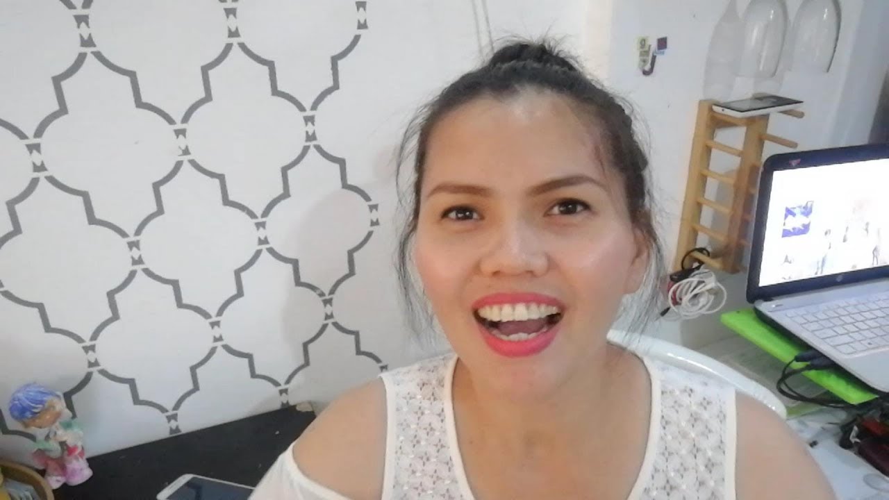 Cebuano - English Lessons: Compliment a woman with these words